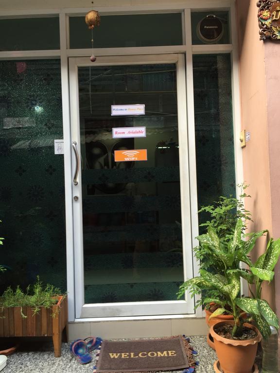 Ricos Honey Place Guesthouse Bangkok Dış mekan fotoğraf
